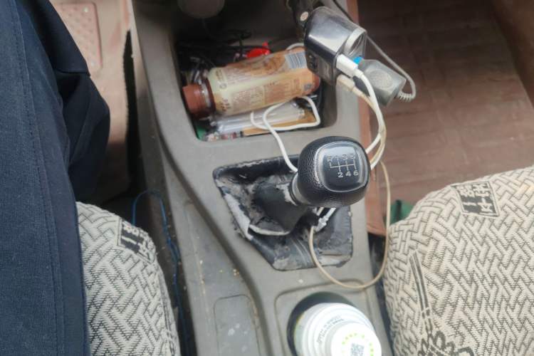 Used Wuling Rongguang V 2019 1.5L Window-Sealed Utility Model China VI LAR Gear Lever