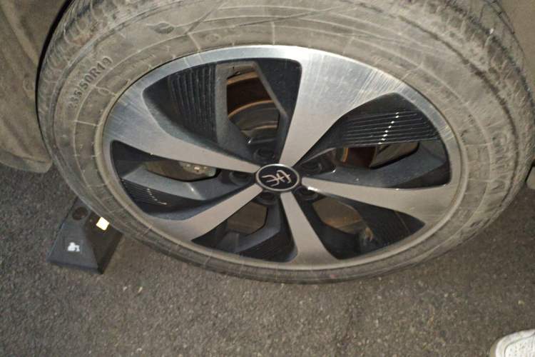 Used BYD Song PLUS New Energy 2021 DM-i 100KM Four-Wheel Drive Flagship PLUS
