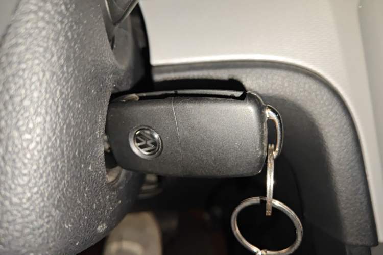 Used Volkswagen Gran Lavida 2013 1.6L Automatic Comfort Model Vehicle Key