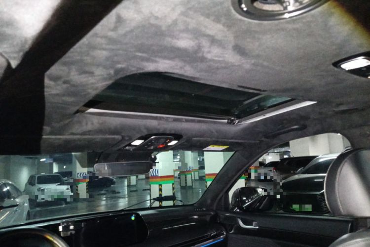 Used Hyundai Palisade 2023 3.5L Automatic 4x4 the Appreciator Plus Version Headliner