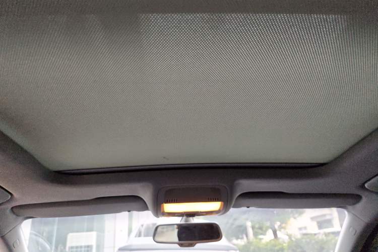 Used Audi A4 2014 40 TFSI allroad quattro plus version Headliner