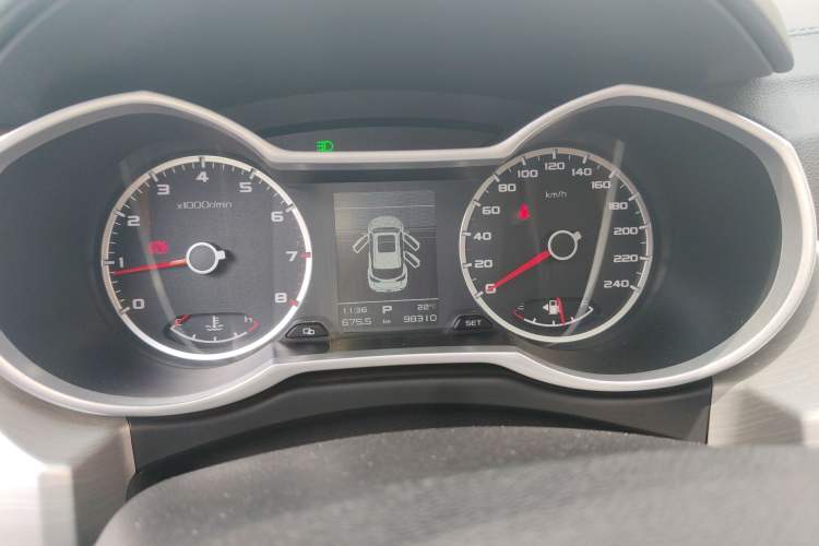 Used Geely Auto Emgrand X7 Sport 2018 1.8TD Automatic Two-Wheel Drive Zhiya Model Instrument Cluster