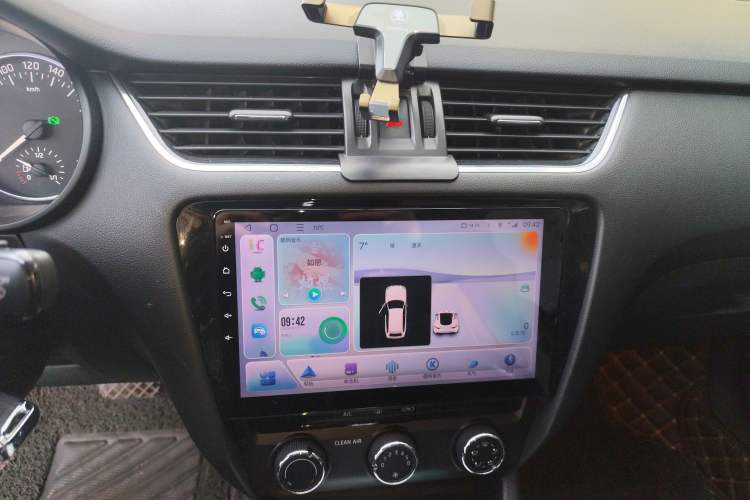 Used Skoda Octavia 2016 1.6L Automatic Smart Drive Edition
