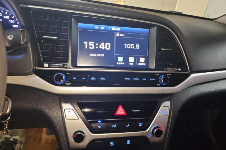 Used Hyundai Elantra (6th Generation / Lingdong) 2016 1.6L Automatic ZhiXuan – Elite Version Audio And AC Panel