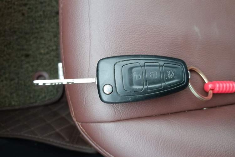 Used Ford Kuga 2013 1.6L GTDi Two-Wheel-Drive Comfort Model