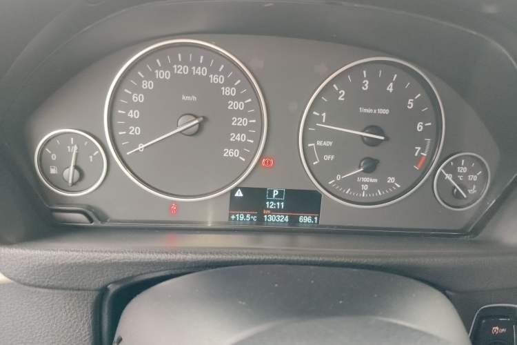 Used BMW 3 Series 2015 316Li Fashion Model Instrument Cluster