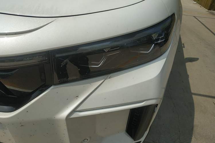 Used VOYAH FREE 2024 Ultra-Long Range Intelligent Driving Version Left Front Headlight