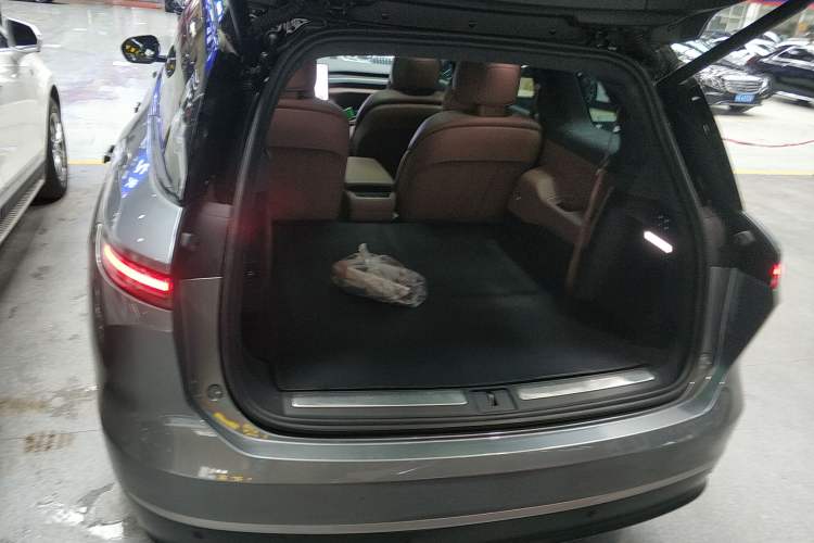 Used Nio ES8 2024 75 kWh Executive Edition