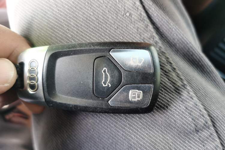 Used Audi A4L 2017 40 TFSI Fashion Model
