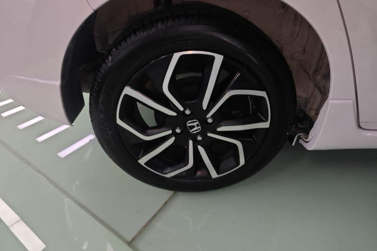 Used Honda LIFE 2021 1.5L CVT SPORT Heartbeat Edition