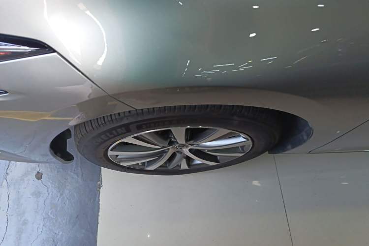 Used Lexus ES 2020 200 Excellence Edition
