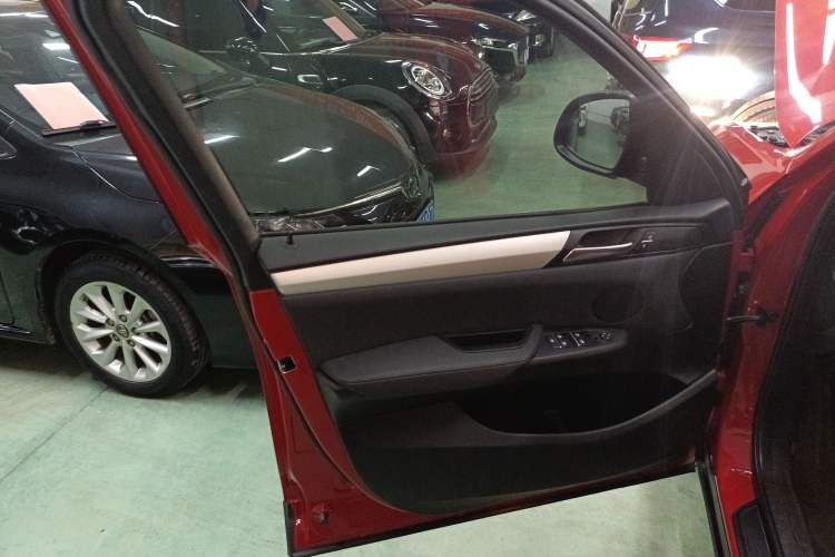 Used BMW X3 2016 sDrive20i
