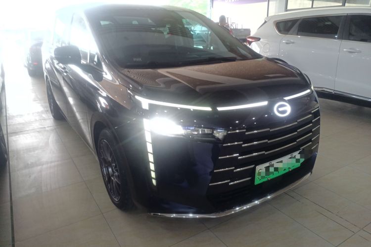 Used GAC Trumpchi E8 New Energy 2024 150km MAX Front Right 45 Deg