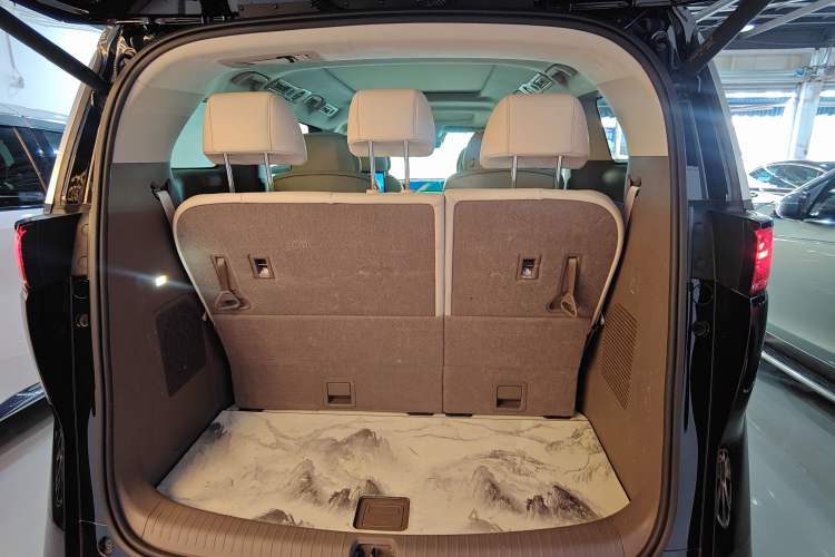 Used Denza D9 2022 DM-i 970 Four-Wheel Drive Flagship Model