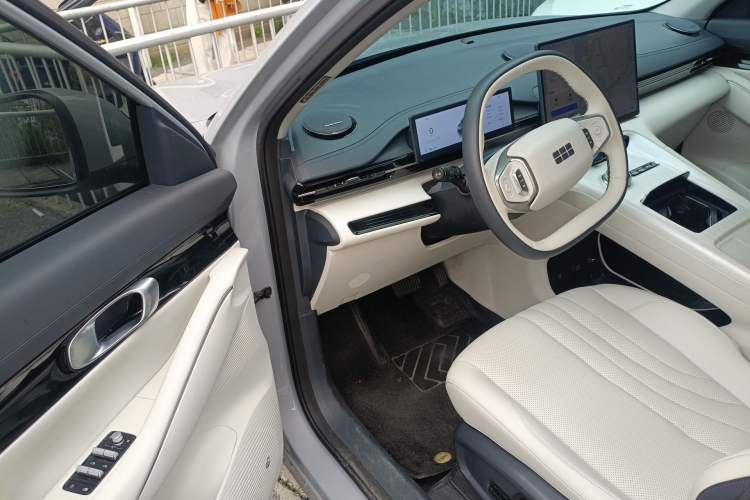 Used Geely Galaxy E5 2024 440km Exploration Version
