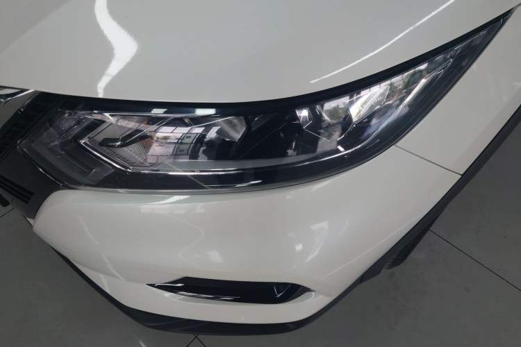 Used Nissan Qashqai 2023 Classic 2.0L CVT XV Comfort Edition Left Front Headlight