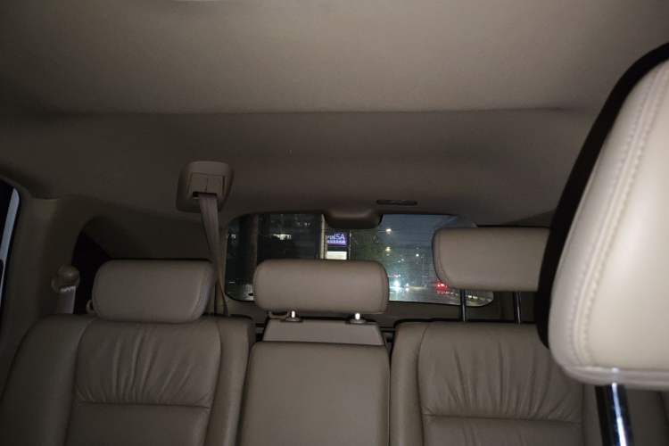 Used Honda CR-V 2010 2.4L automatic four-wheel drive luxury version Headliner