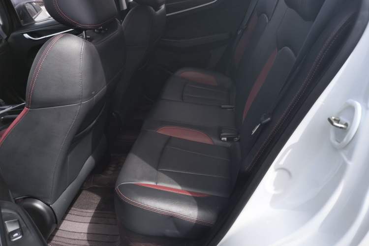 Used Geely Auto Vision X3 2021 PRO 1.5L CVT Deluxe Model
