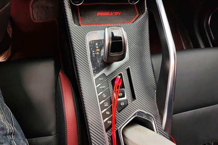 Used Geely Auto Coolray 2019 Sport Model 260T DCT Battle China V Standard