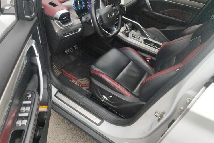 Used Geely Auto Coolray 2019 Sport Model 260T DCT Battle China V Standard
