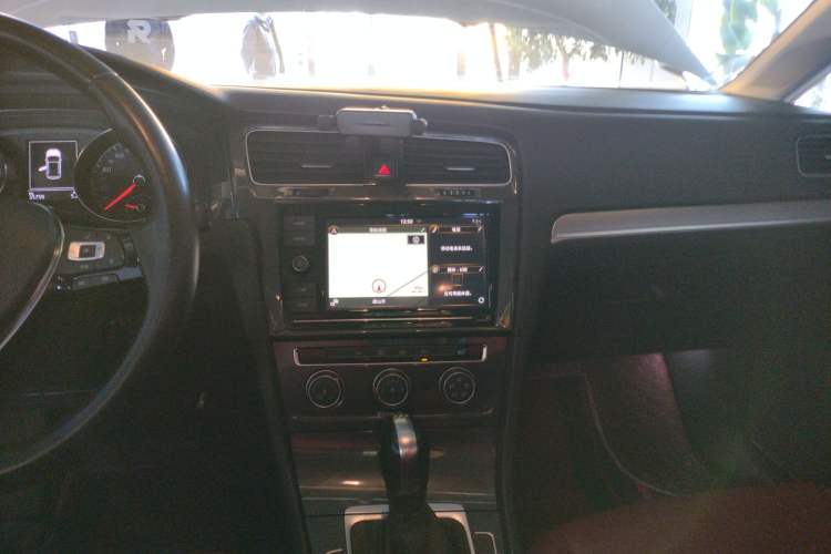 Used Volkswagen Golf 2019 200TSI DSG Comfort & Ambition Edition China VI Standard