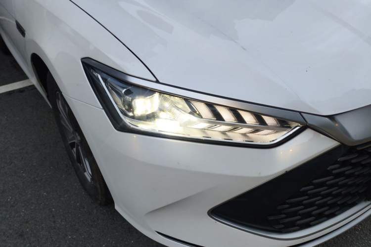Used BYD Qin PLUS 2024 HONOR Edition DM-i 55KM Leading Model
