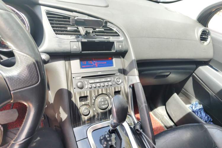 Used Peugeot 3008 2015 2.0L Automatic Trend Edition