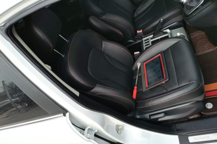 Used Haval H6 2016 Upgraded Model 1.5T Manual Two-Wheel Drive Urban Version
