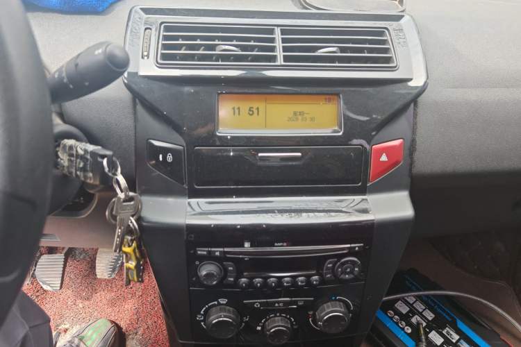 Used Citroen C-Quatre 2016 Classic Sedan 1.6L Manual CNG