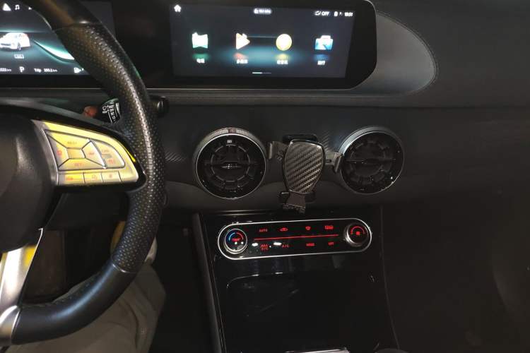 Used FORTHING T5 EVO 2021 1.5TD DCT Starry Edition