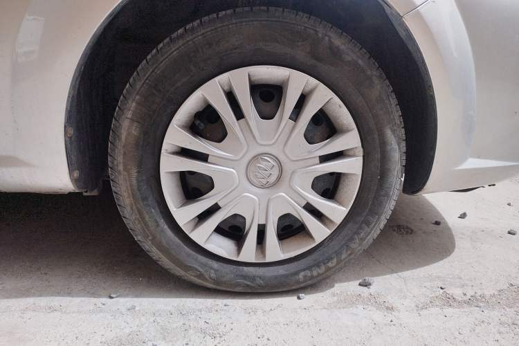 Used Buick Excelle 2015 1.5L Automatic Classic Model
