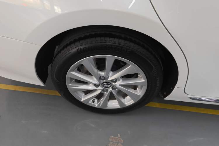 Used Toyota Camry 2023 2.0G Luxury Edition
