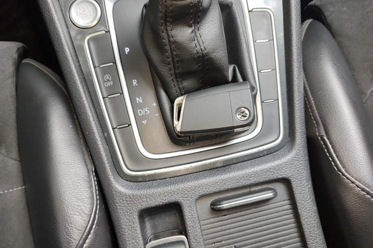 Used Volkswagen Golf 2018 230TSI Automatic Luxury Version Vehicle Key