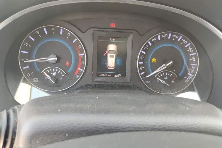 Used Haval H2 2018 Blue-Label 1.5T Dual-Clutch Two-Wheel-Drive Luxury Model