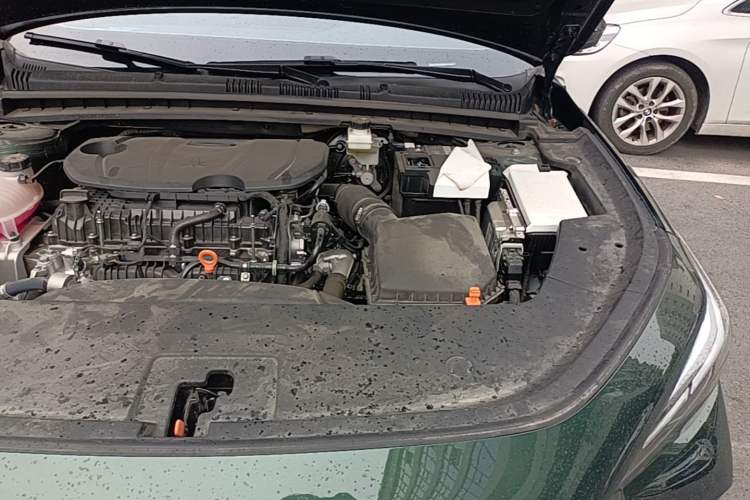 Used Geely Auto Emgrand 2026 Model 5th Generation 1.5T DCT Flagship Edition Engine Bay Left
