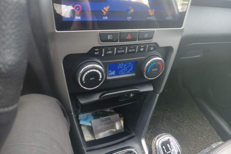 Used Chery Tiggo 3 2015 1.6L Manual Zhishang Commemorative Edition
