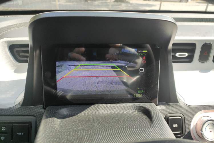 Used Wuling Hongguang MINIEV 2022 Macaron Premium Model – Lithium Iron Phosphate