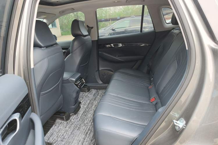 Used Geely Galaxy E5 2024 440km Exploration Version Left Rear Seat