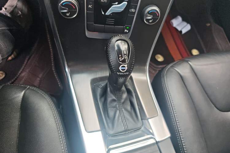 Used Volvo XC60 2014 T5 Zhiyi Edition
