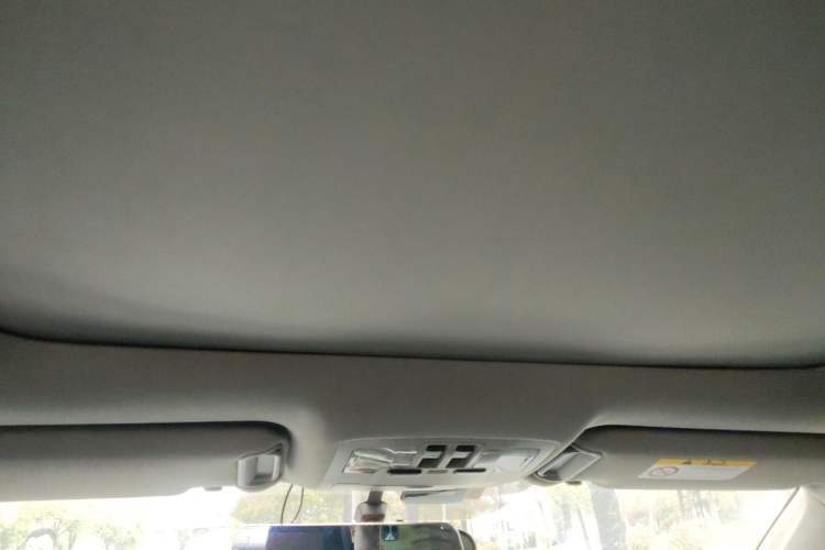 Used Toyota Highlander 2015 2.0T Four-Wheel Drive Luxury Navigation Version with 7 Seats
