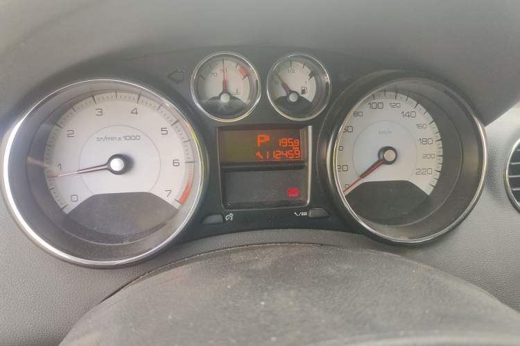 Used Peugeot 408 2013 2.0L Automatic Comfort Edition Odometer Close Up