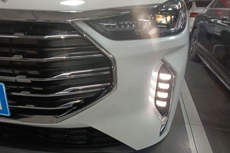 Used JETOUR X70 PLUS 2023 1.5T Manual Self-Reliant 7-Seater