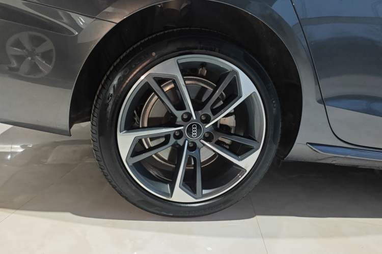 Used Audi A4L 2022 40 TFSI Fashion Dynamic Model