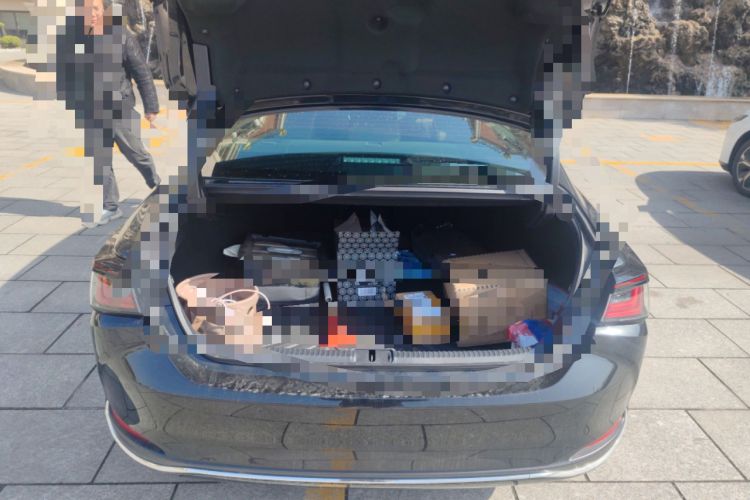 Used Lexus ES 2025 200 Premium Edition Trunk