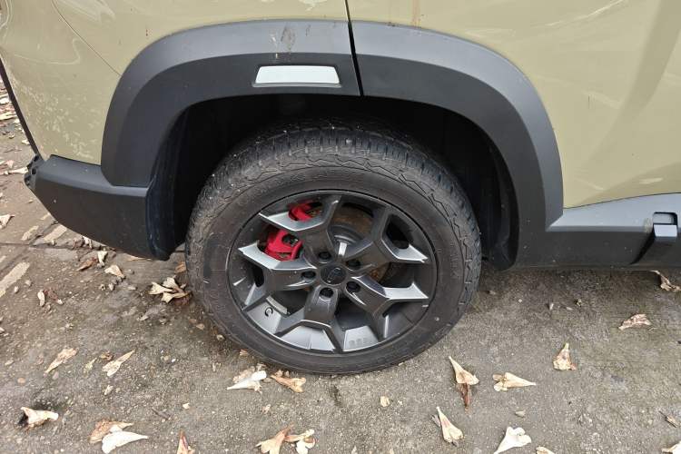 Used Geely Auto Cowboy 2025 1.5TD Fun-Offroad Version Right Rear Wheel Hub