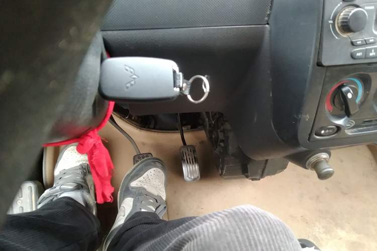 Used Wuling Rongguang 2014 1.2L S Standard Model Vehicle Key