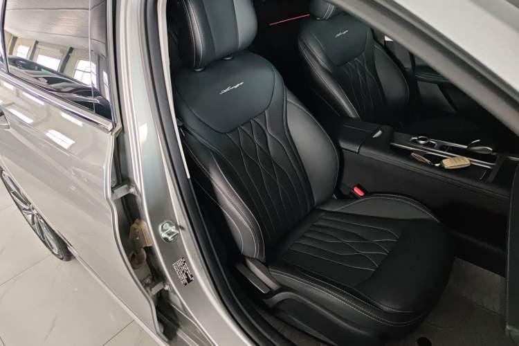 Used Chery Arrizo 8 2022 1.6T DCT Ya Right Front Seat