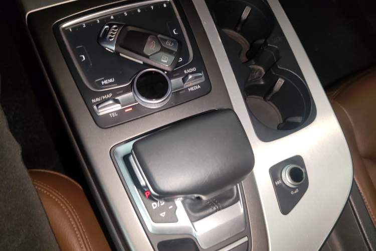 Used Audi Q7 2016 45 TFSI Technology Edition
