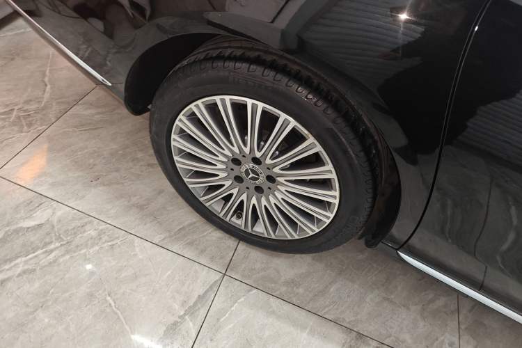 Used Mercedes-Benz E-Class 2020 Facelift E 300 L Stylish Edition
