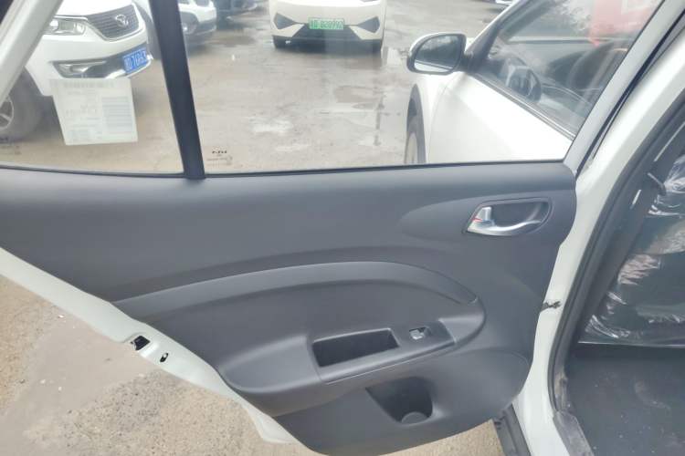 Used Kia kx1 Stonic 2021 1.4L CVT Fun Edition
